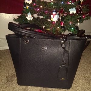 GUESS    Kamryn Tote - Black NWT